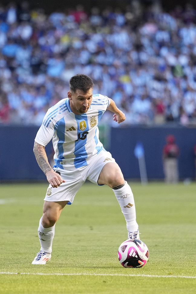 U17亚预赛中国队射手榜：赵松源11球，帅惟浩9球（U17亚预赛中国队射手榜出炉：赵松源11球领跑，帅惟浩9球紧随）