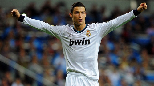 C罗本世纪左脚进球数位列第五，也是前十中唯一的非左脚球员（C罗本世纪左脚进球数第5，前十中唯一的非左脚球员）