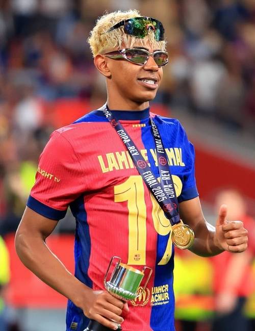 美职联列梅西和穆勒交手记录：梅西3胜7负，非友谊赛仅1胜（美职联盘点梅西与穆勒交锋史：10战3胜7负，正式比赛仅1胜）