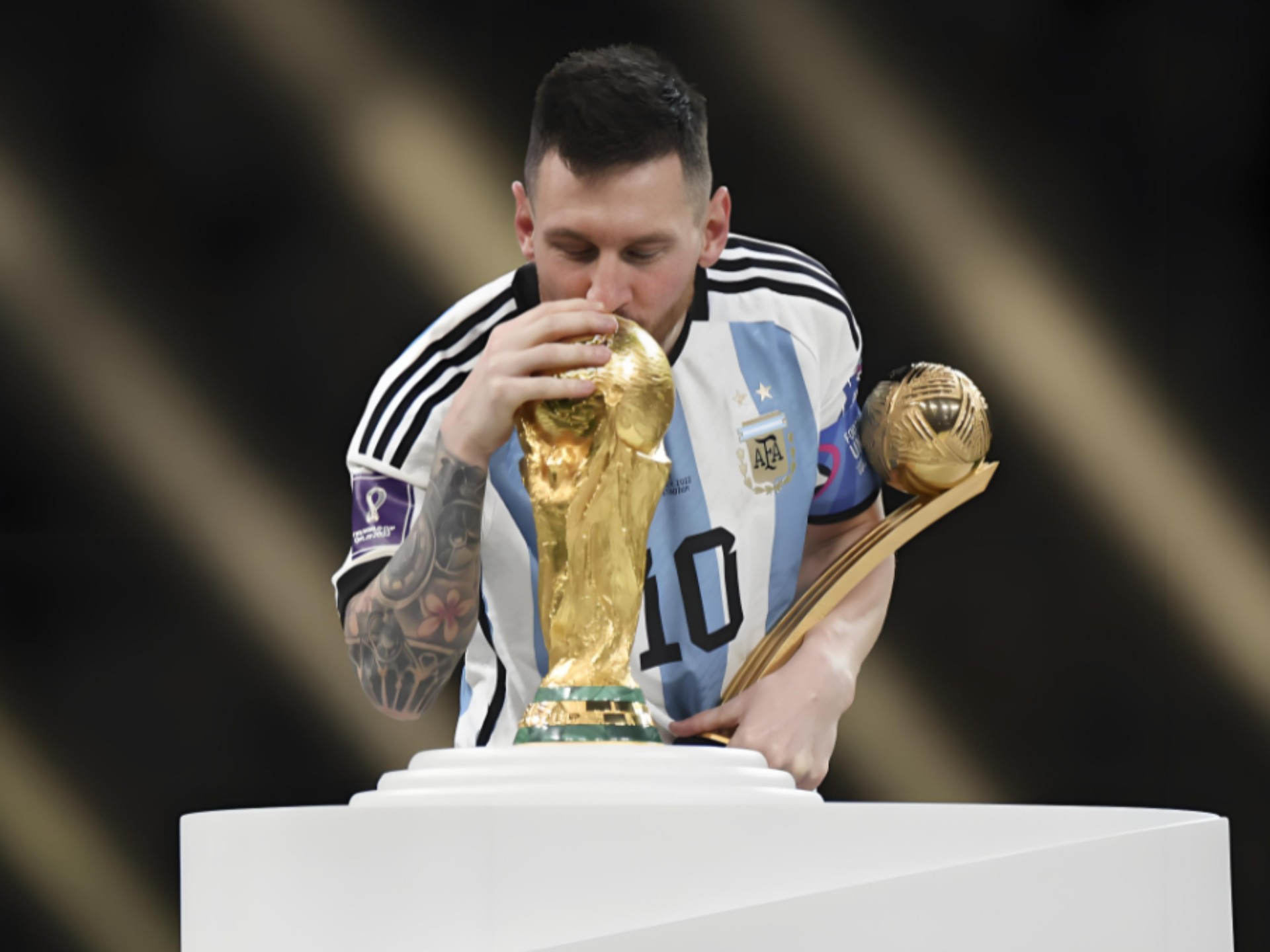 “玉面杀手”张玉宁将执掌苏超宿迁队（绰号“玉面杀手”的张玉宁出任苏超宿迁队主帅）