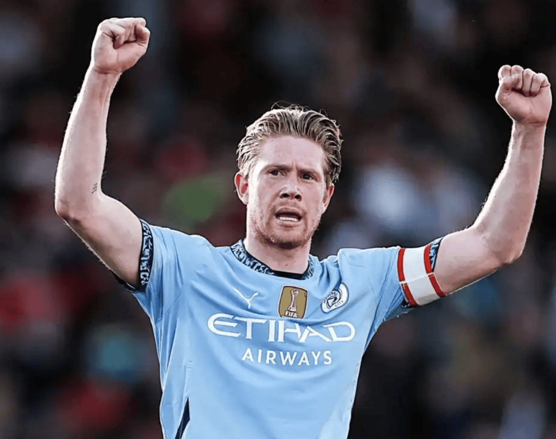 巴萨梅西进球助球队领先塞维利亚（梅西建功助巴萨领先塞维利亚）