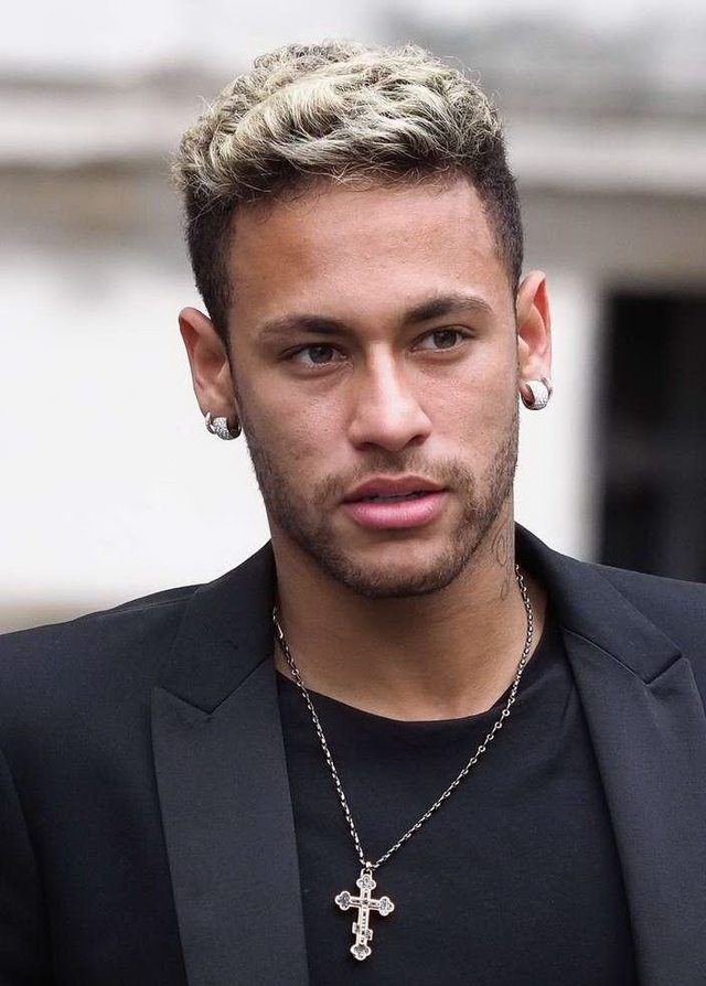 WCBA综述：四川&广东&武汉三连胜 邹广凤关键抢断助山东险胜江苏（WCBA战报：四川、广东、武汉豪取三连胜 邹广凤末节关键抢断助山东险胜江苏）