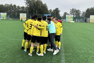 皇家马德里面临伤病危机，卡马万加和赫伊森几乎无缘对阵曼城（皇马遭伤病潮侵袭，卡马万加与赫伊森或缺席对曼城一战）