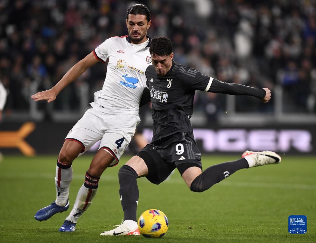 德甲球员身价下跌榜：穆西亚拉、凯恩跌1000万欧并列第一（德甲球员身价下滑榜：穆西亚拉与凯恩各降1000万欧并列榜首）