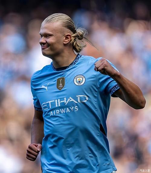 他把比赛节奏完全玩明白了（他已彻底掌控比赛节奏）