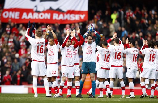 伊劳拉：相信球队本场比赛能状态反弹，期待与切尔西较量（伊劳拉：有信心本场回暖，盼与切尔西过招）