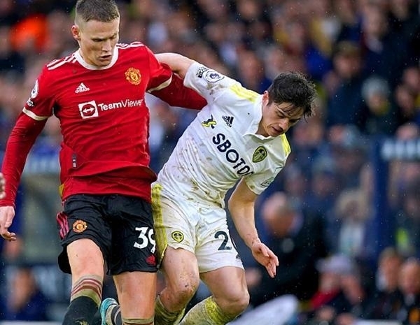 利物浦萨拉赫末段进球险胜曼联