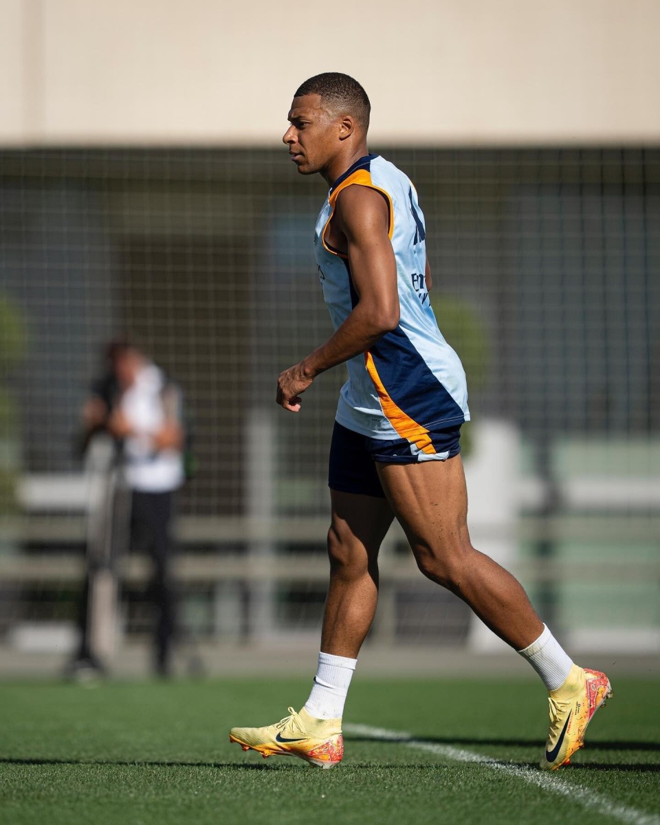 凯尔：我们自己设定了高标准，德国杯出局后我们必须面对批评（凯尔：标准是我们自己定的，德国杯出局后理应接受批评）